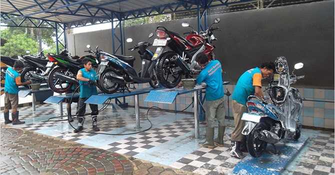 Cara Membangun Bisnis Cuci Motor yang Menguntungkan Setiap Hari