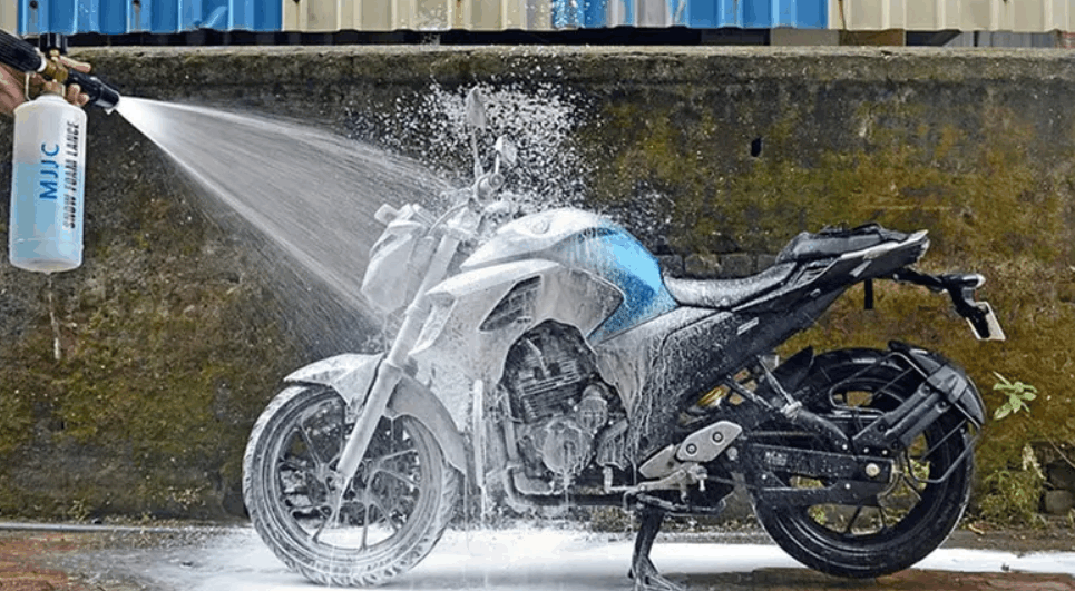 Kunci Sukses Mengembangkan Usaha Cuci Motor di Lokasi Strategis
